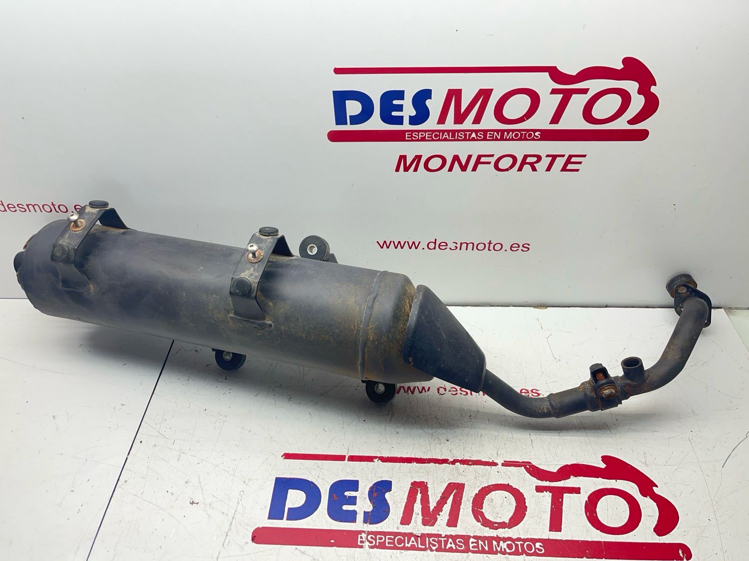 Tubo de escape SUZUKI BURGMAN 125 2007
