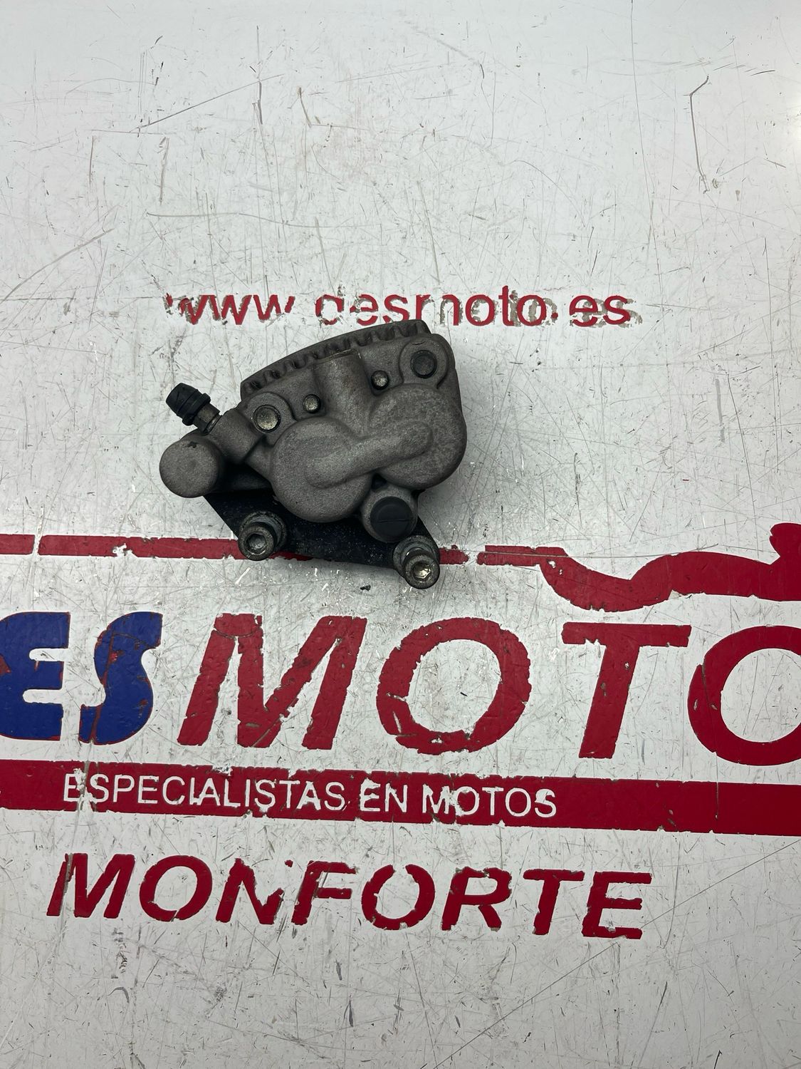 Pinza de freno delantera MALAGUTI PHANTOM 125 2005