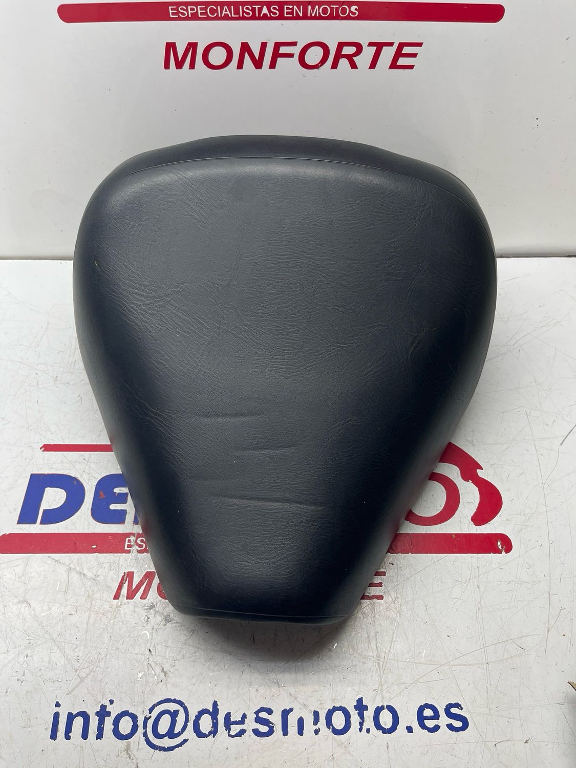 Asiento delantero SUZUKI INTRUDER 125 2006