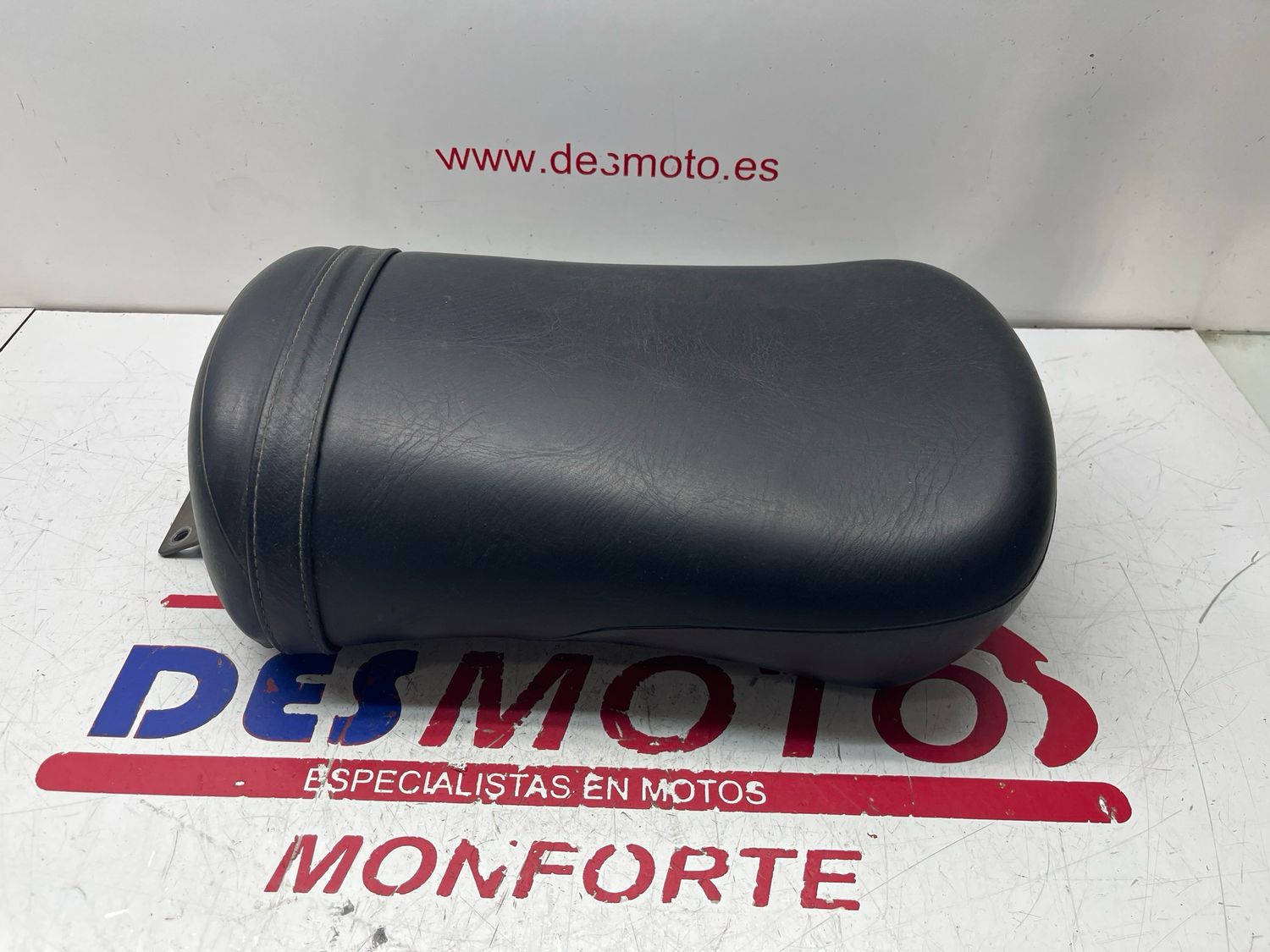 Asiento trasero (ver imágenes) SUZUKI INTRUDER 125 2006