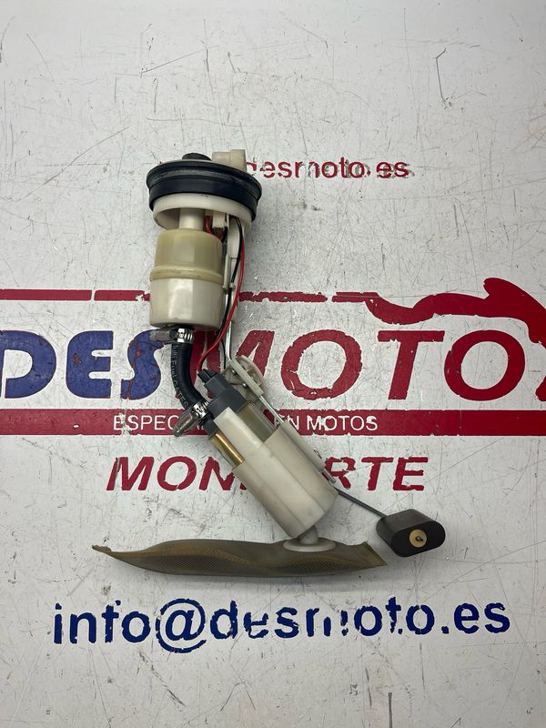 Bomba de gasolina con aforador PIAGGIO X9 500