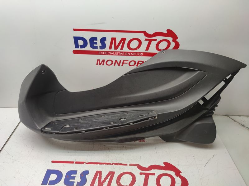 Suelo derecho PIAGGIO BEVERLY 125 2013-2016