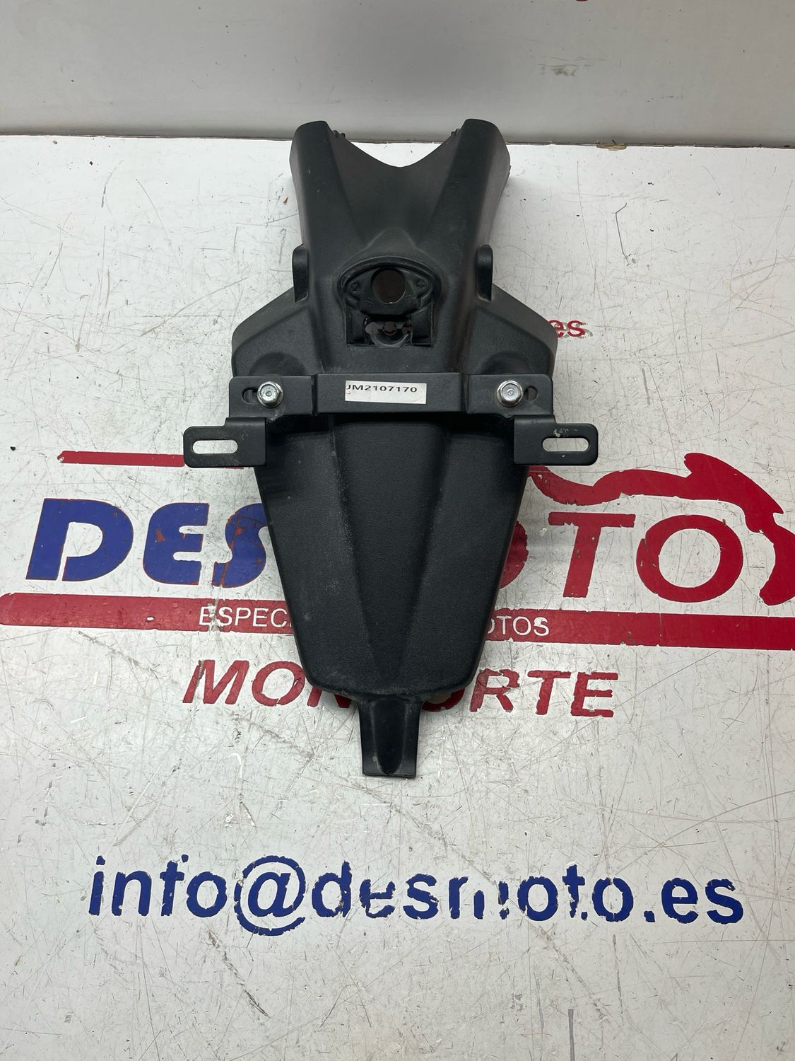 Portamatriculas (ver imágenes) MALAGUTI DUNE 125 2022