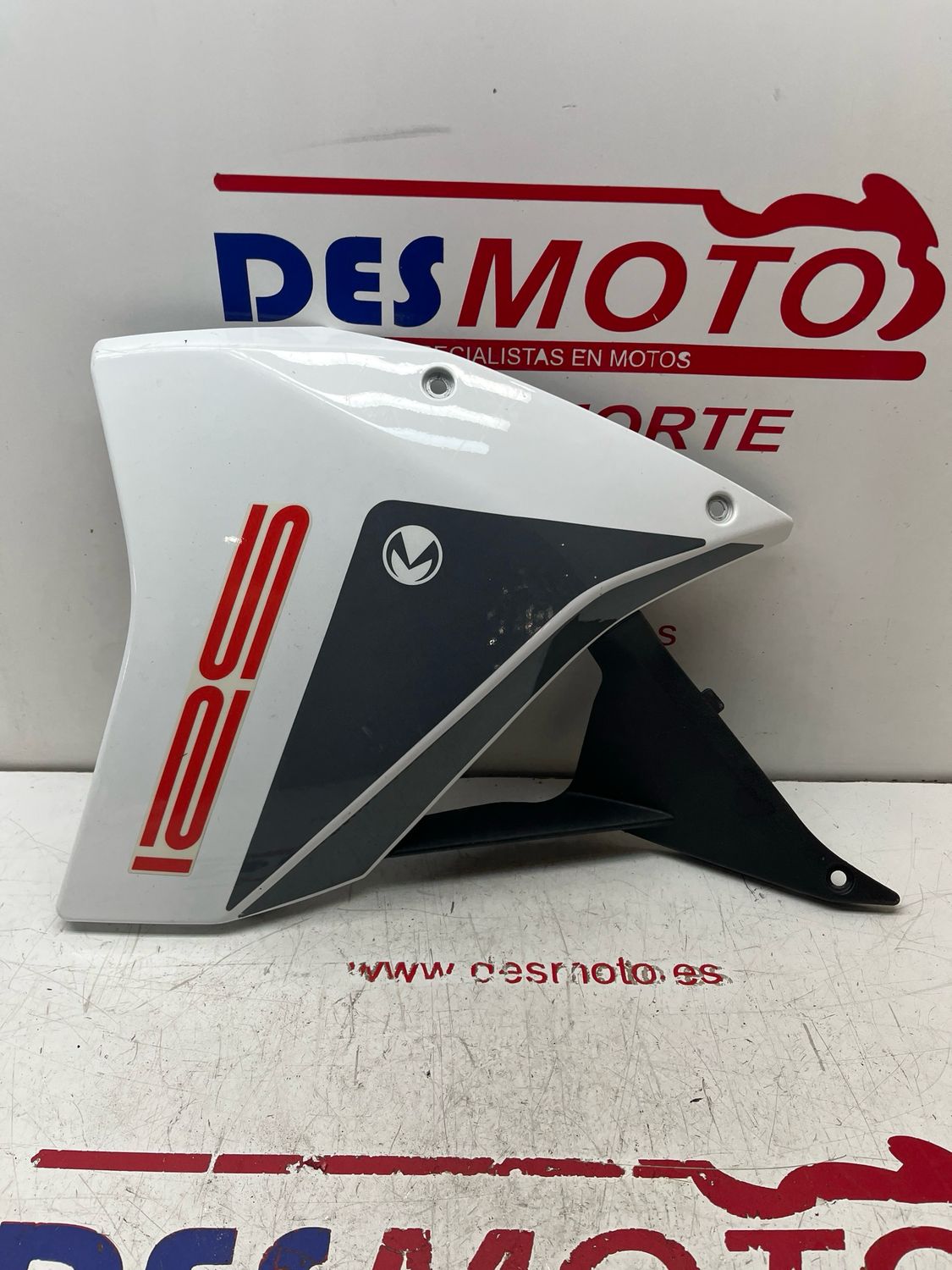 Lateral izquierdo MALAGUTI DUNE 125 2022