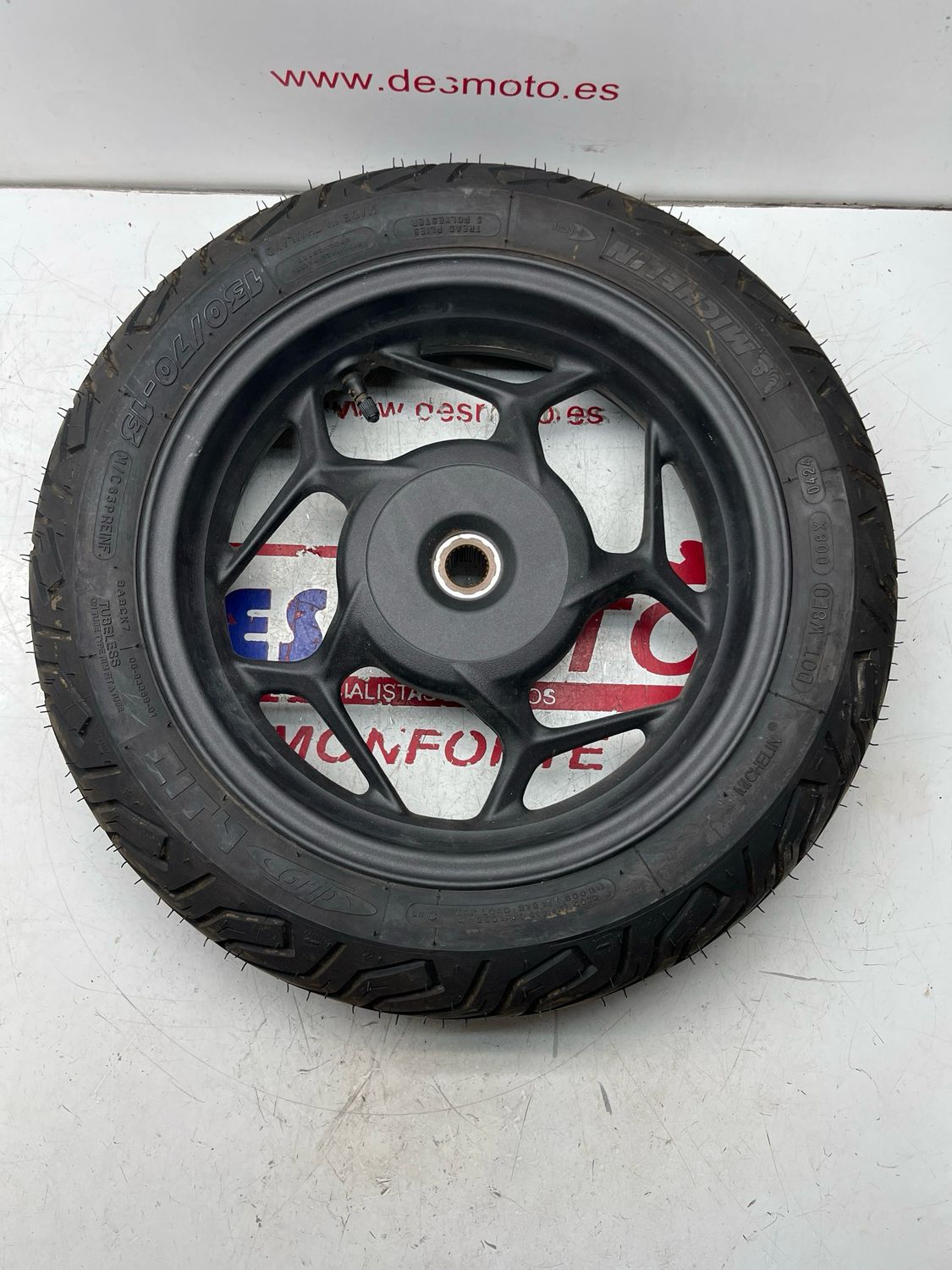 Llanta trasera HONDA PCX 125 2024