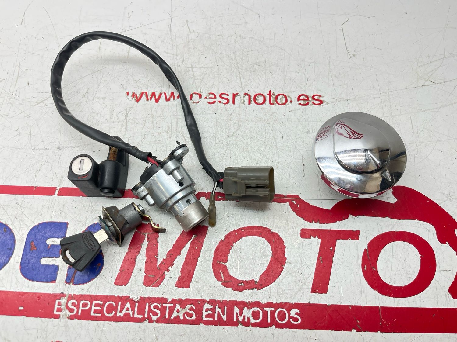 Conjunto de cerraduras DAELIM DAYSTAR 125 2018 INYECCION