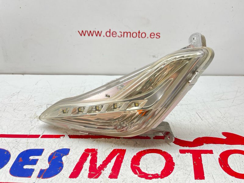 Intermitente delantero izquierdo PIAGGIO BEVERLY 125 2013-2016