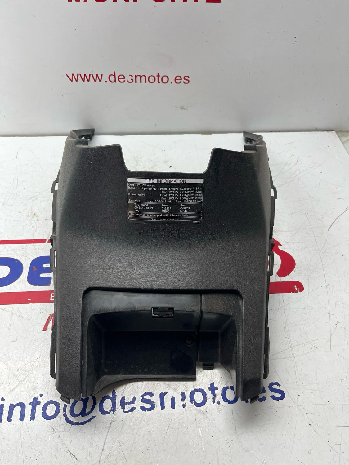 Tapa bajo asiento HONDA LEAD 110 INYECCION