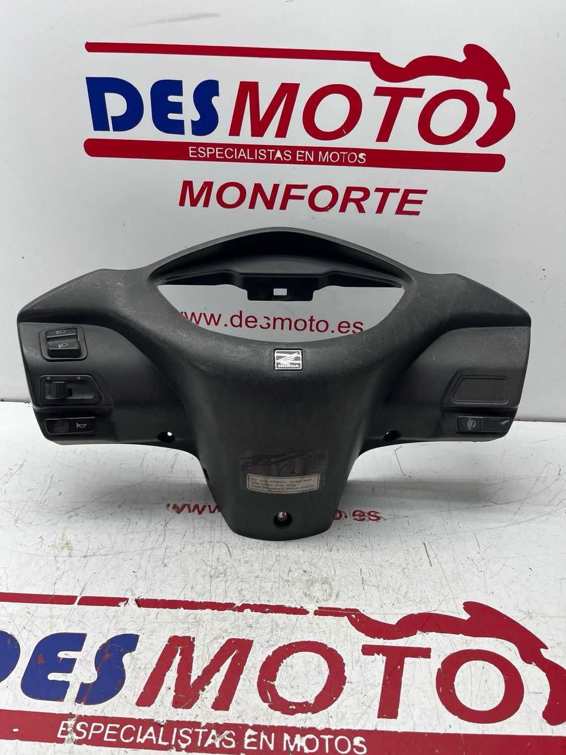 Tapa Cuentakilometros (sin botones) HONDA LEAD 110 INYECCION
