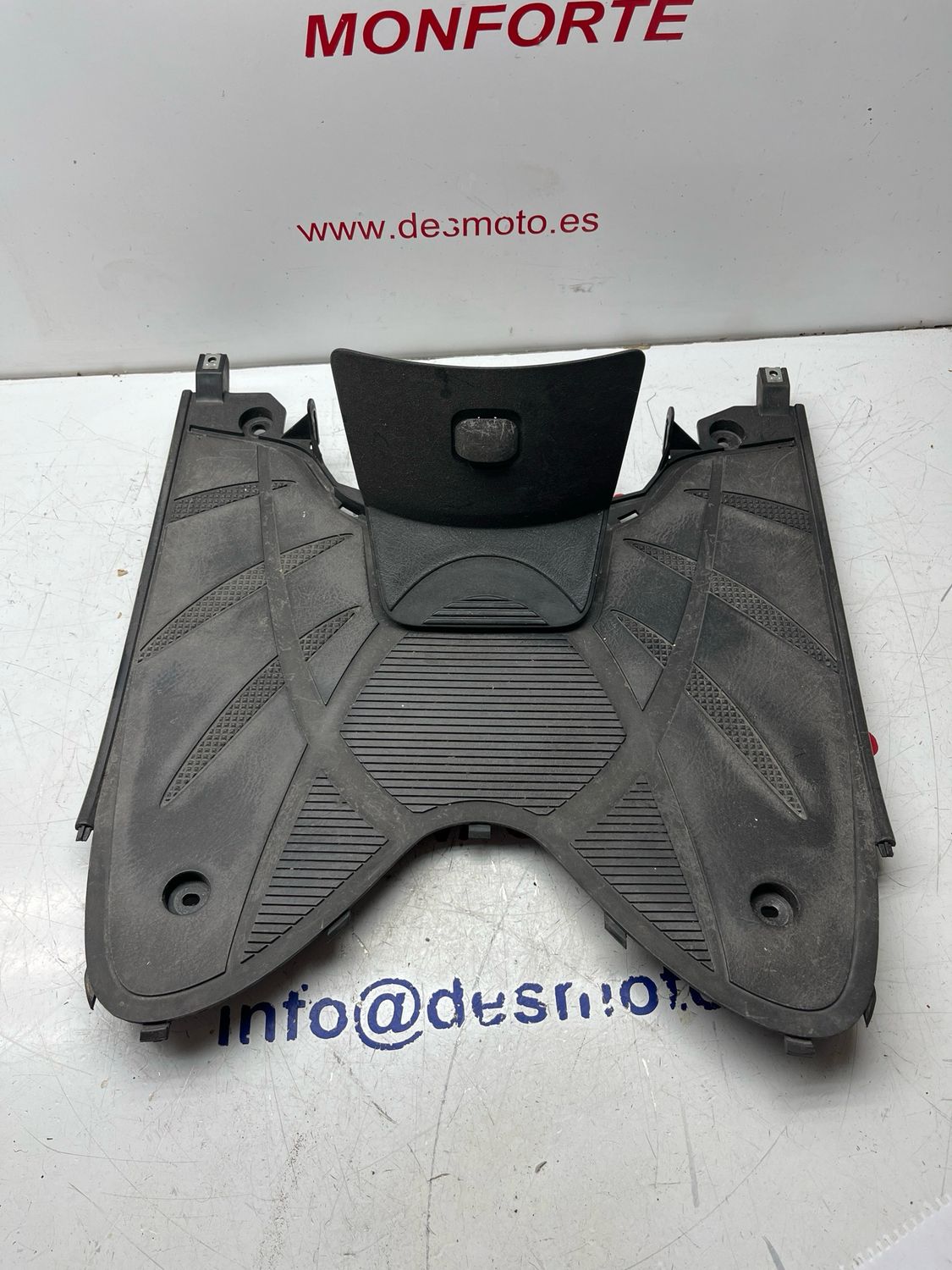 Piso HONDA LEAD 110 INYECCION