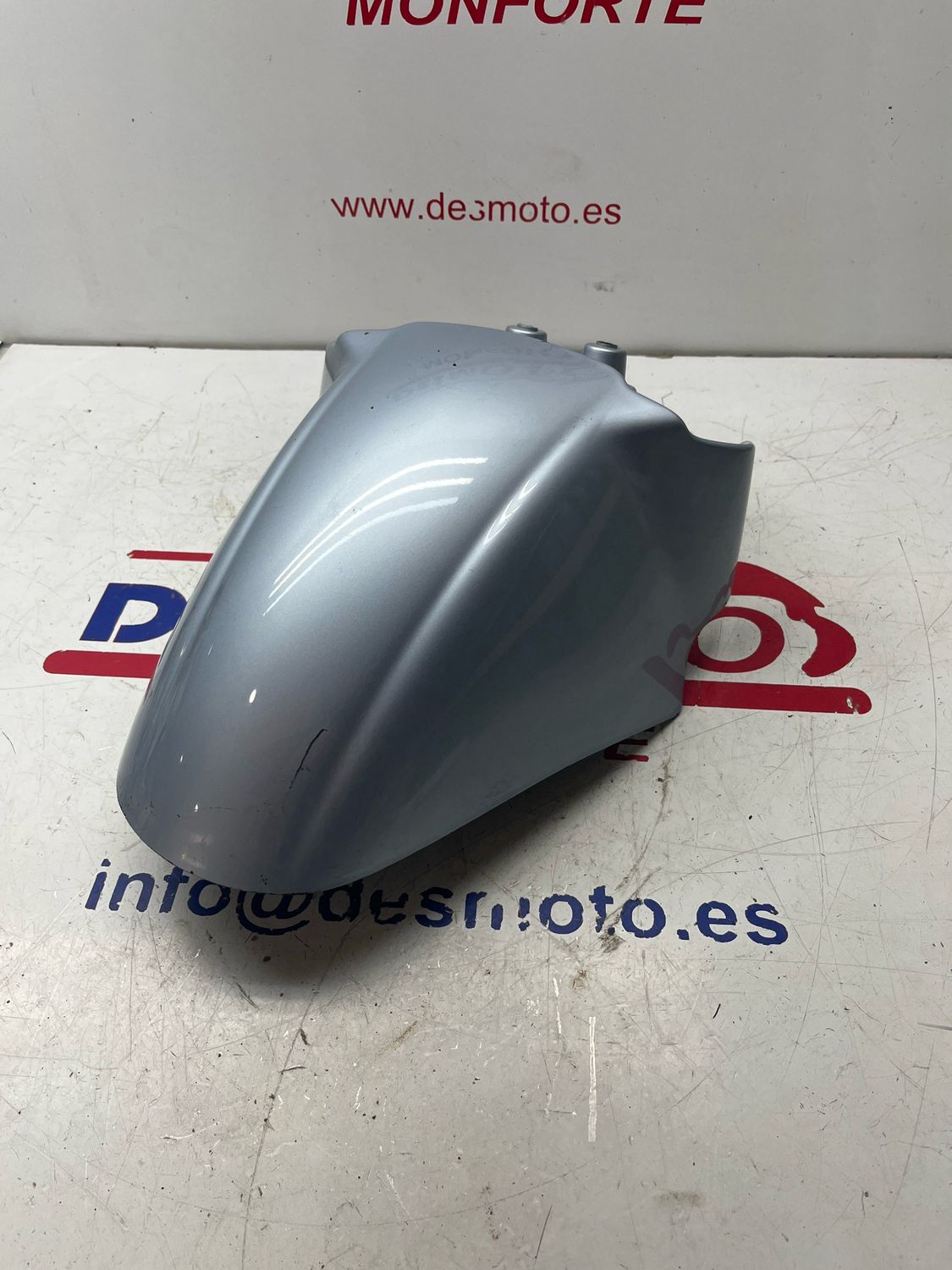 Guardabarros delantero DERBI ATLANTIS 50