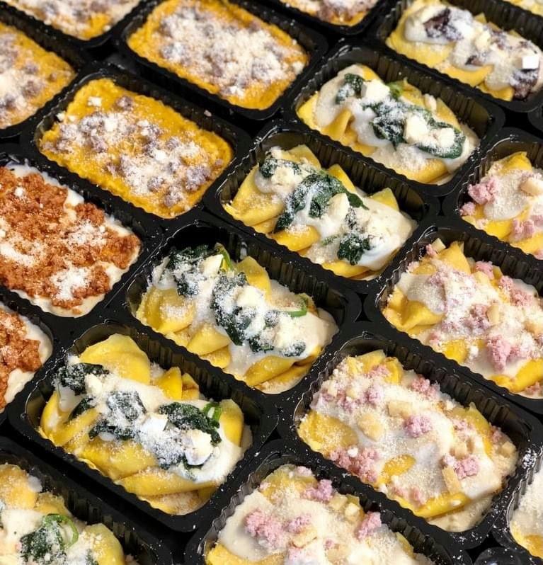 Rotolino di crespella  al Prosciutto cotto zucchine e scamorza