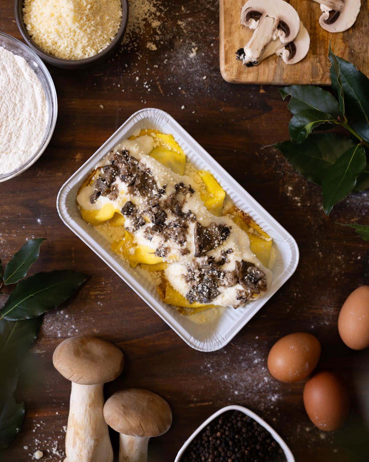 Crespelle con funghi e salsiccia