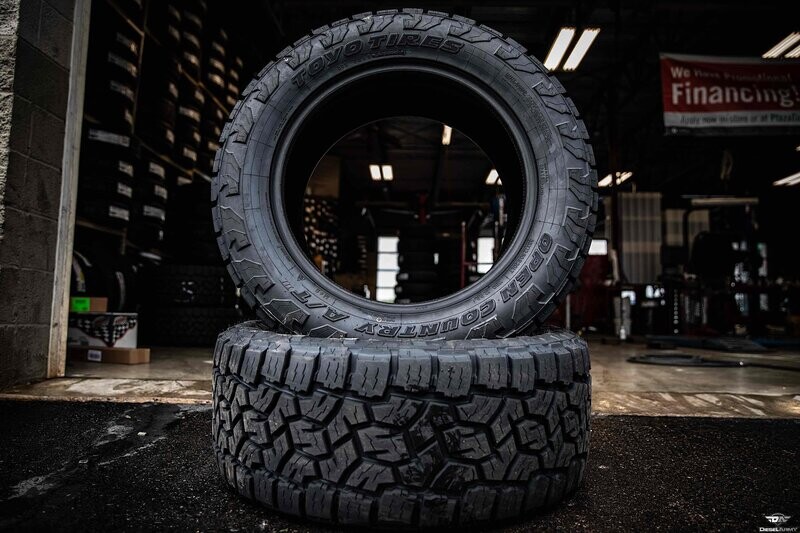 Toyo Open Country AT III 285-55-20  114T  All Terrain Tire