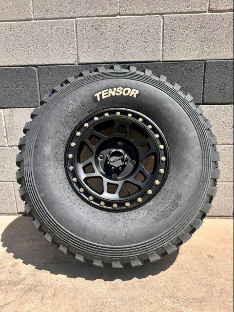 tiです 13x4 Tire Tensor Tire TT331015DS60 Set Of 4 Desert Series