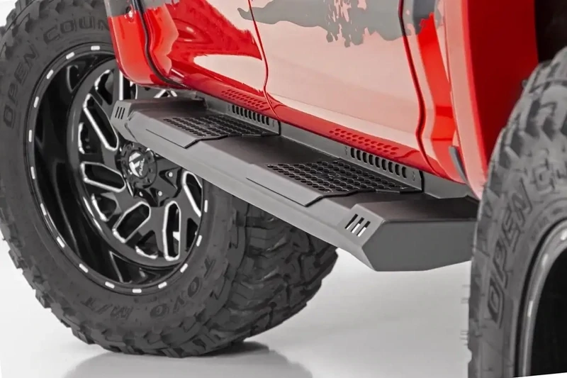 Rough Country HD2 Running Boards 19-24 Chevy/Gmc 1500/2500HD/3500HD Crew Cab