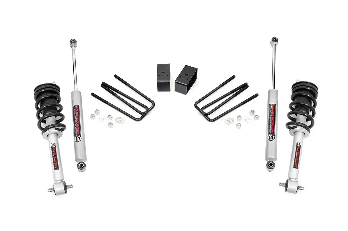 Rough Country 3.5" Lift Kit W Lifted Struts & N3 Shocks For (07-13) Chevy/Gmc 1500