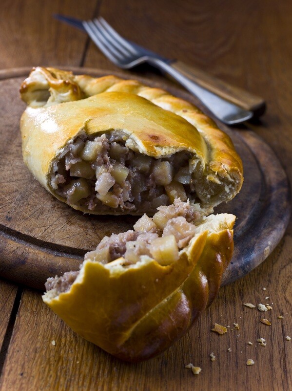 HOMEBAKE 36 Steak Pasties