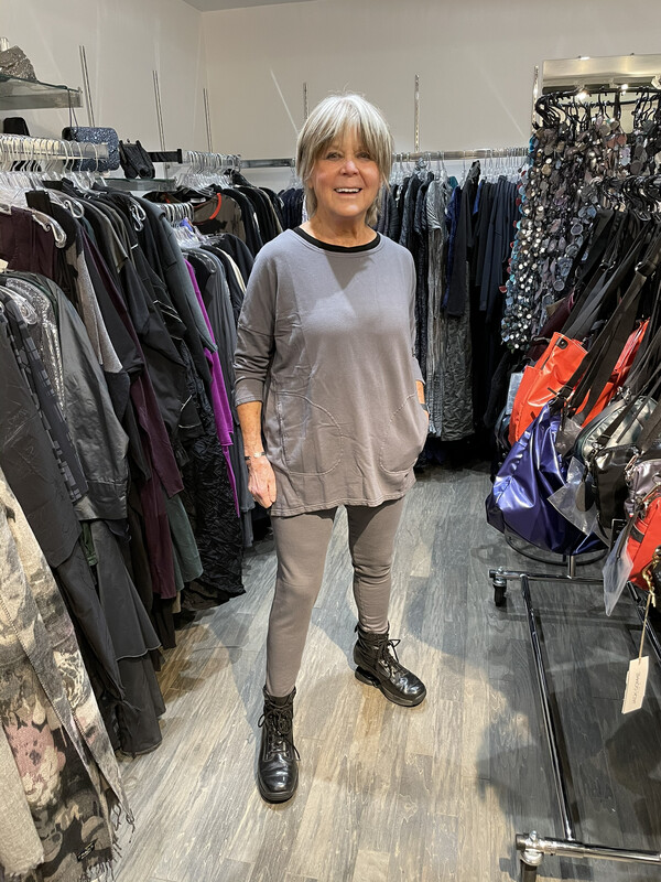 Cutloose Gray Sweatshirt With Pockets Cutloose Gray Sweatshirt With Pockets