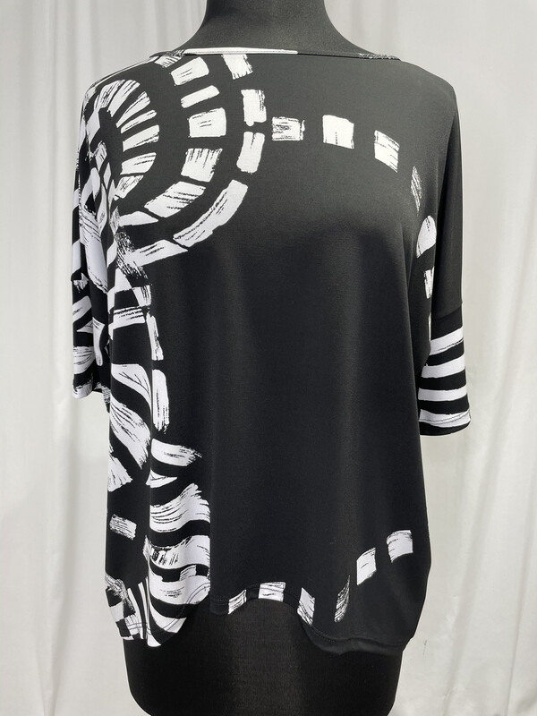 Clara Sun Woo Black White Abstract Print Top Clara Sun Woo Black White Abstract Print Top