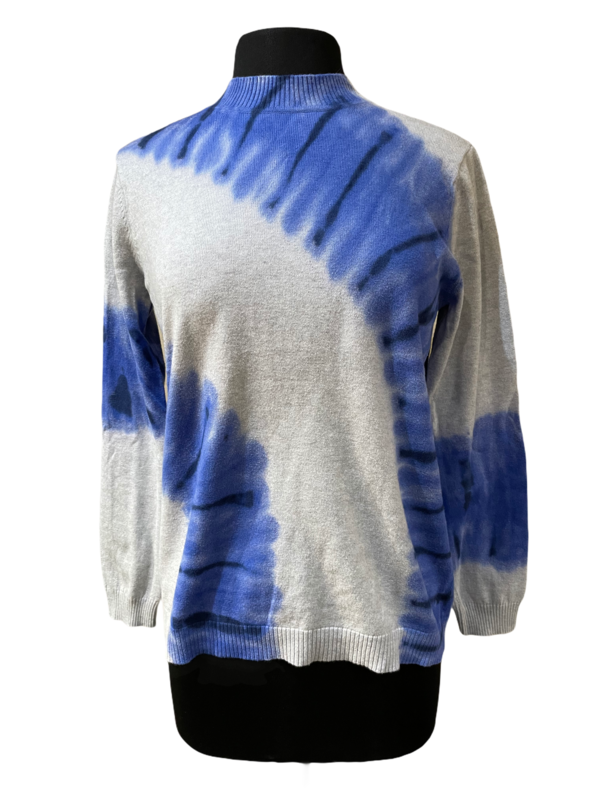 Peace of Cloth Blue Tie Dye Turtleneck Sweater Peace of Cloth Blue Tie Dye Turtleneck Sweater