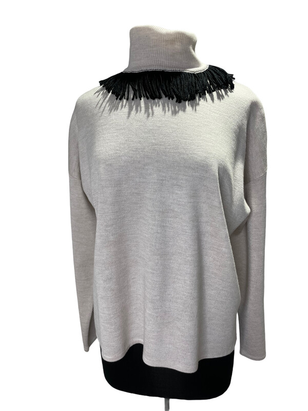 Bitte Kai Rand Fringe Sweater
Ivory/Black Fringe Bitte Kai Rand Fringe Sweater
Ivory/Black Fringe