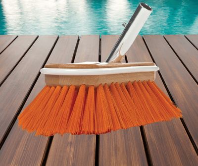 DECKMATE BRUSH - MEDIUM