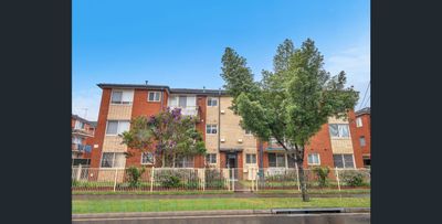 4/1 Mascot Drive, Eastlakes