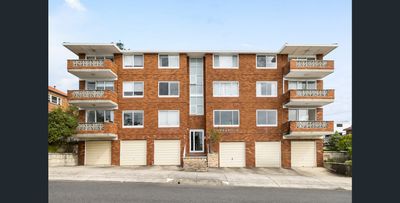1/24 Carr Street, Coogee