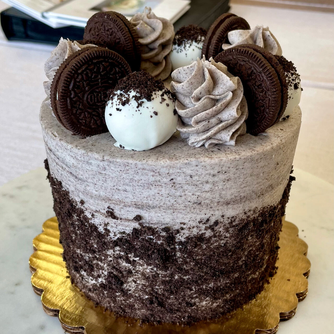 Cookies and Cream Party Cake