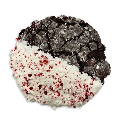 Chocolate Peppermint Crinkle Jumbo Cookie