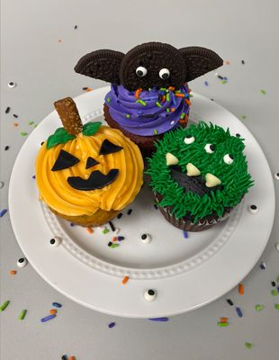 Kid&#39;s Halloween Cupcake Decorating Class