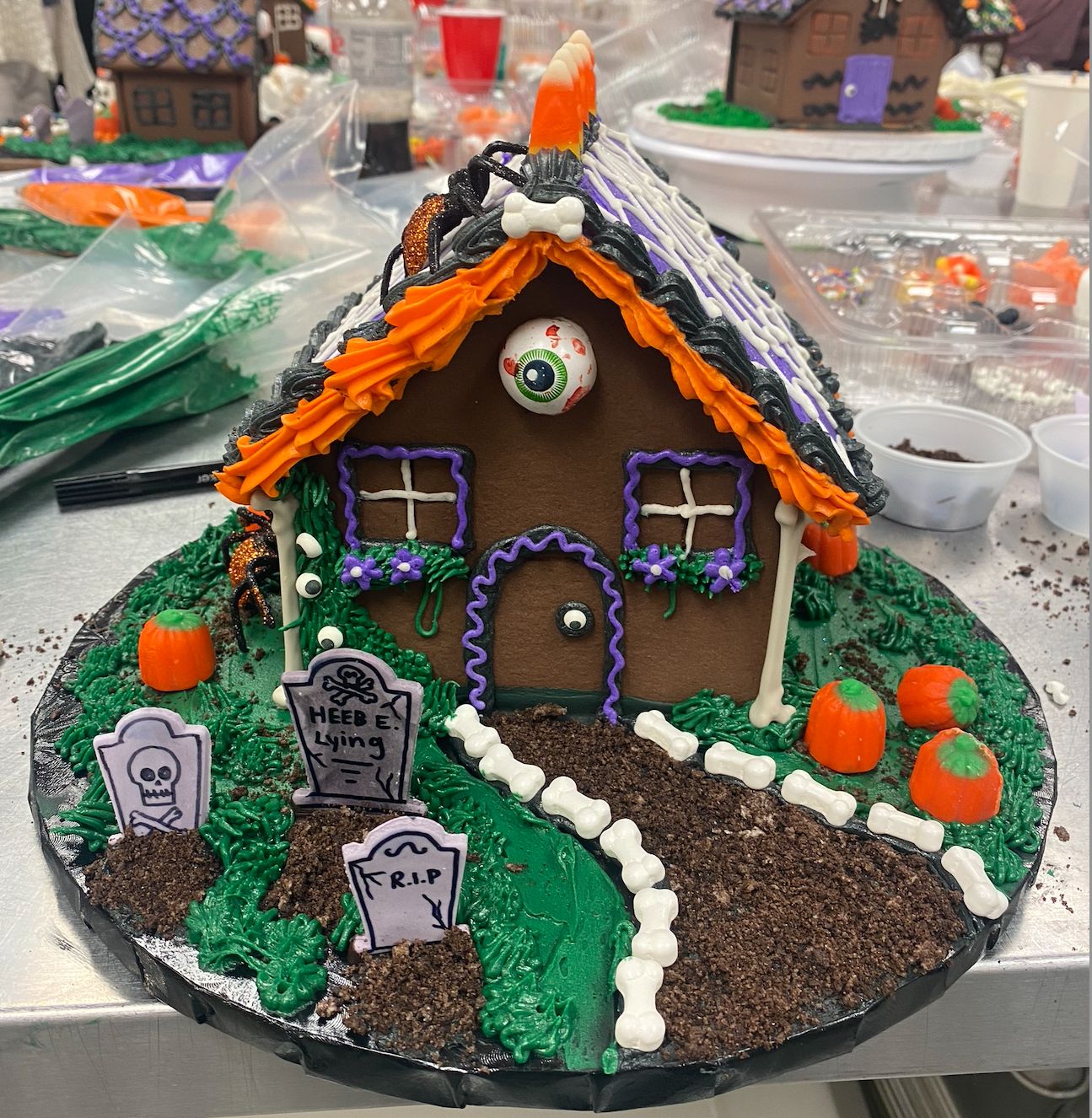 Adult BYOB Haunted House Decorating Class