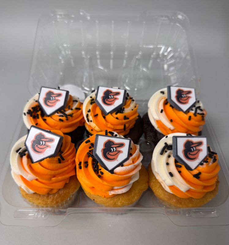 O's Half Dozen