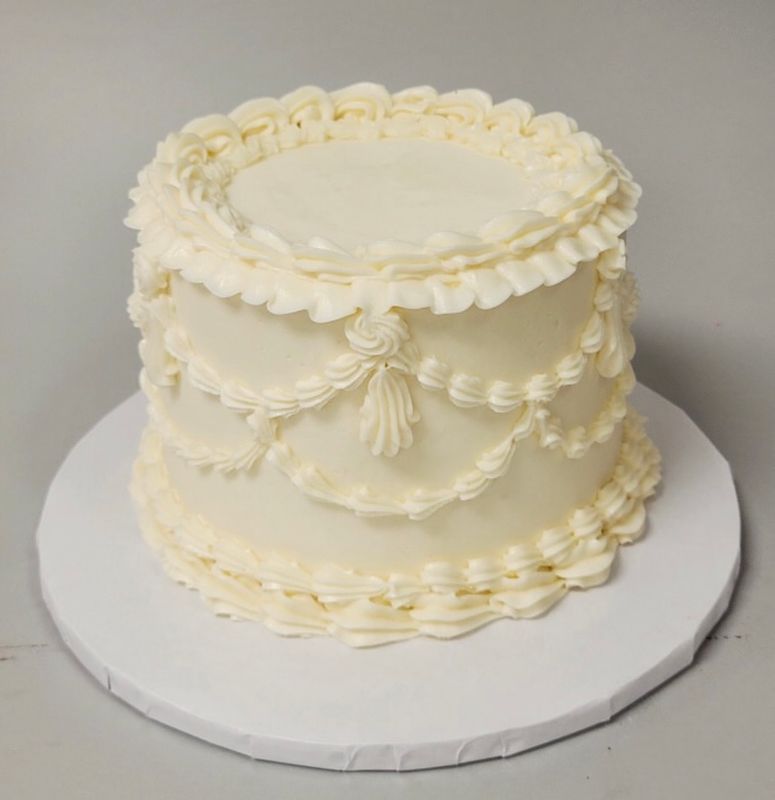 Vintage Cake Decorating Class