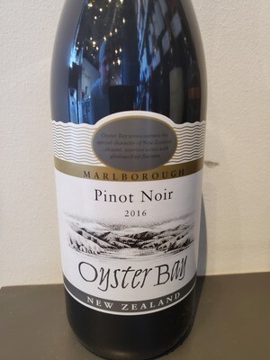 BOTTLE Oyster Bay Pinot Noir