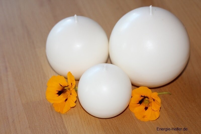 Deko-Kugelkerze weiß