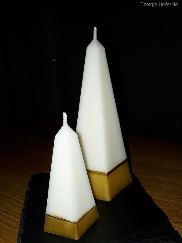Kerze Fünfeck-Pyramide mit Goldsockel