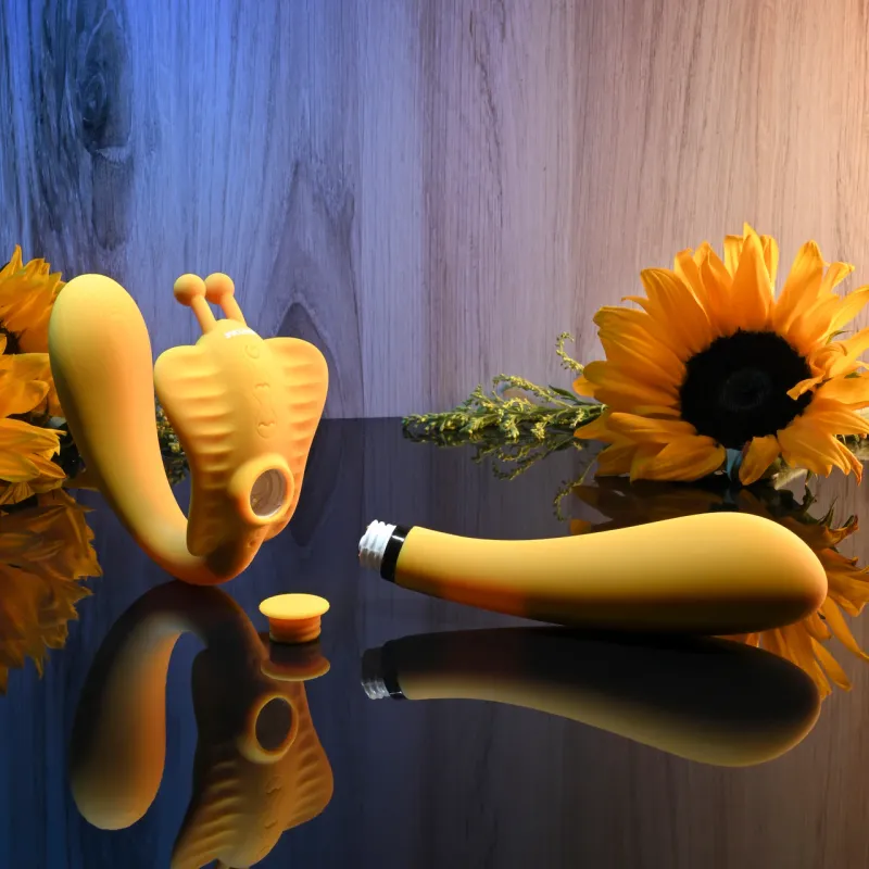 The Monarch - Transforming Pegging Vibrator - 3 Motors - by Evolved