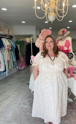 CURVY CREAMY-BEIGE MAXIDRESS