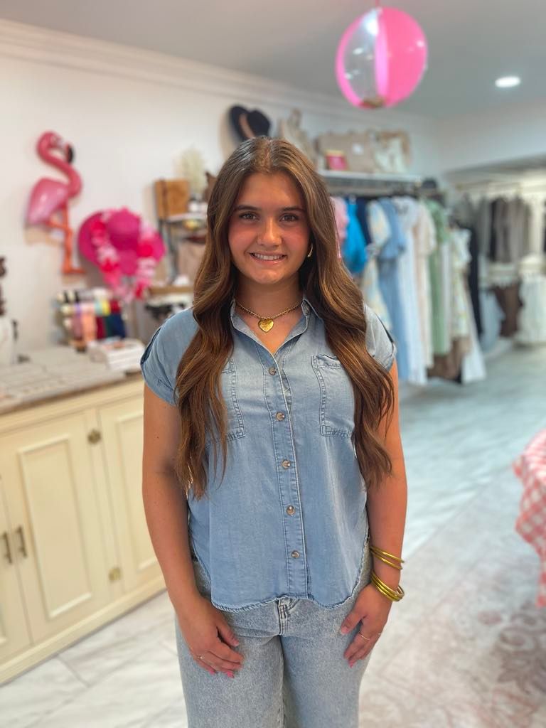 CHAMBRAY BUTTON TOP
