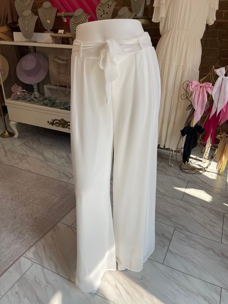 WHITE WIDE-LEG FLOWY PANTS