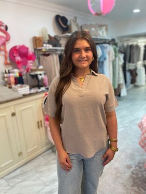 TAN COLLARED AIR-FLOW TOP