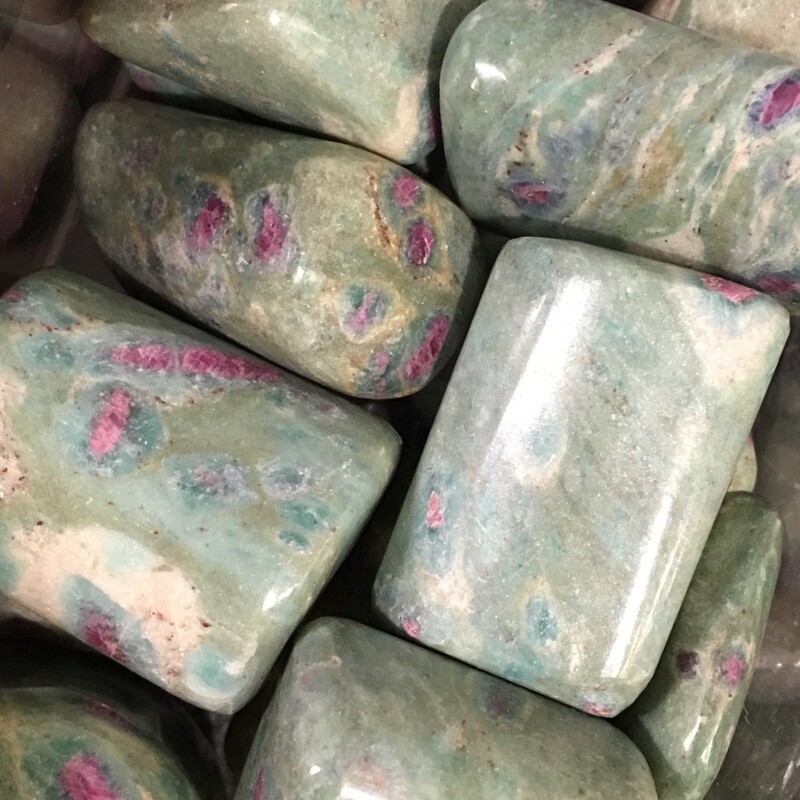 Ruby Fuchsite Lg Tumbled