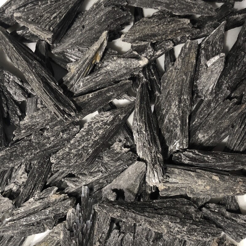 Black Kyanite SM