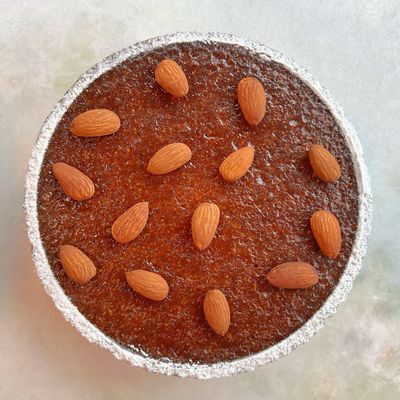 MEMORIAL polenta almond cake, 7”
