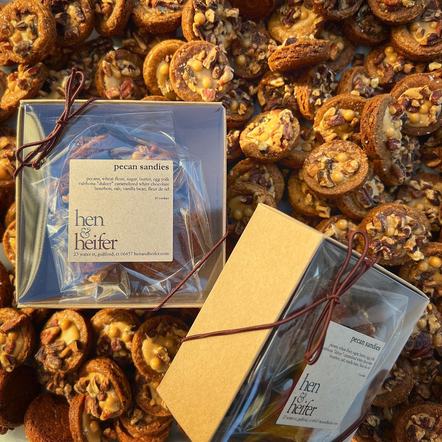 CHRISTMAS pecan sandies, gift box