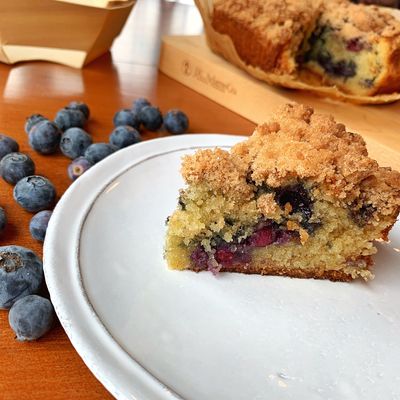 CHRISTMAS coffee cake: BLUEBERRY BAKE AT HOME
