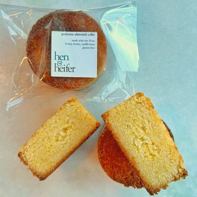 polenta almond cake