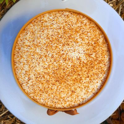 salted honey caramel almond cake, 7”